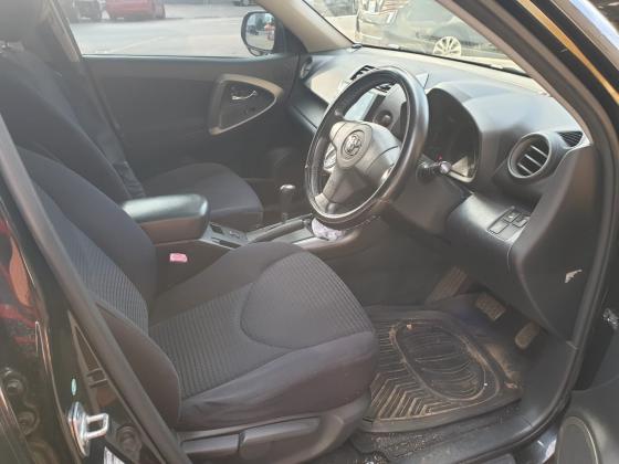 Toyota Vanguard 2010
