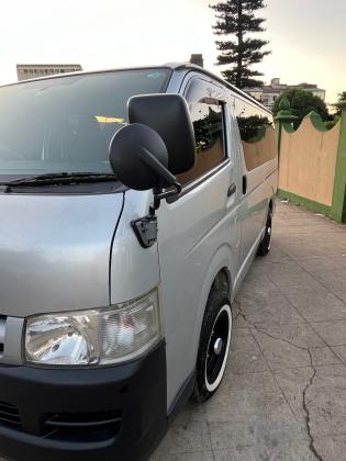 TOYOTA HIACE QUANTAM 2KD