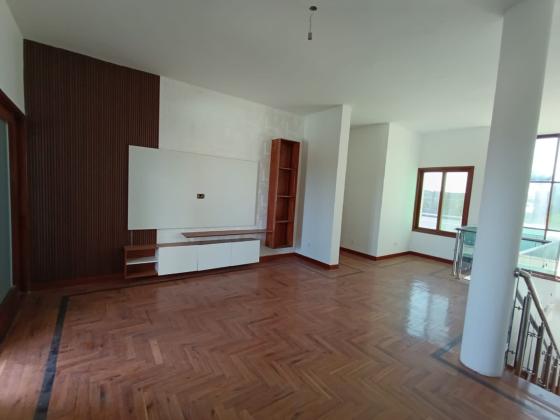 VENDO MORADIA T4