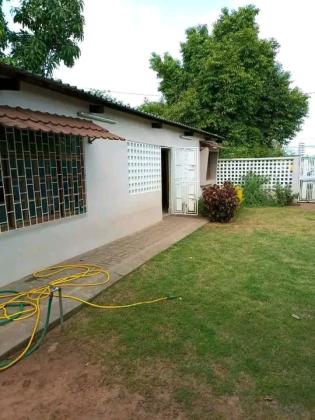 VENDO MORADIA T5