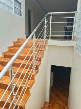 VENDO MORADIA T5