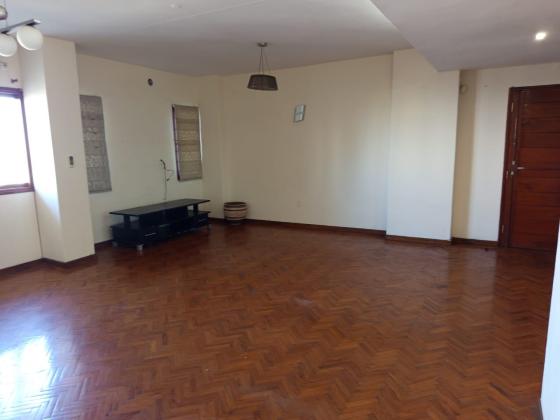 Excelente apartamento T3 na Polana