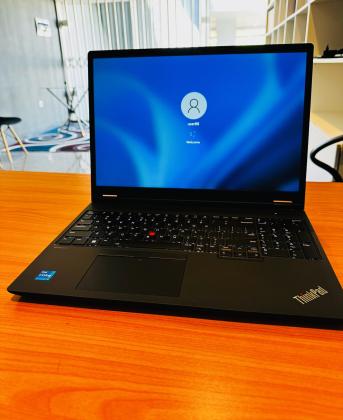 Laptop lenovo Thinkpad P16v WorkStation And Touchscreen Machine  Concebido para Programas pesadíssimos 13th gen intel core i7-13700H (20 CPUs) 2.4ghz
