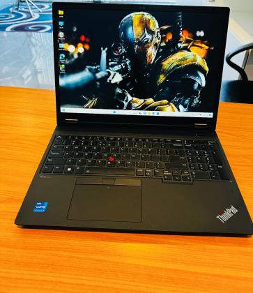 Laptop lenovo Thinkpad P16v WorkStation And Touchscreen Machine  Concebido para Programas pesadíssimos 13th gen intel core i7-13700H (20 CPUs) 2.4ghz