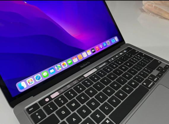 MacBook Pro 2019 TouchBar i5 8GB 512GB