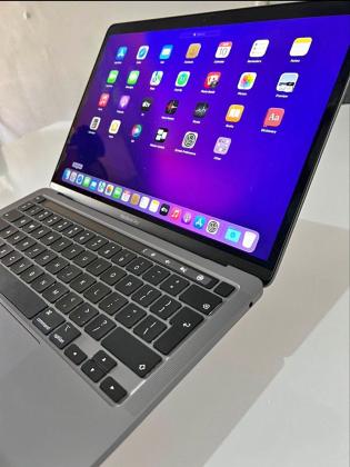MacBook Pro 2019 TouchBar i5 8GB 512GB