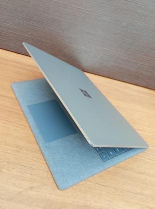 Microsoft Surface 5 i7 12th 16GB RAM 512GB SSD