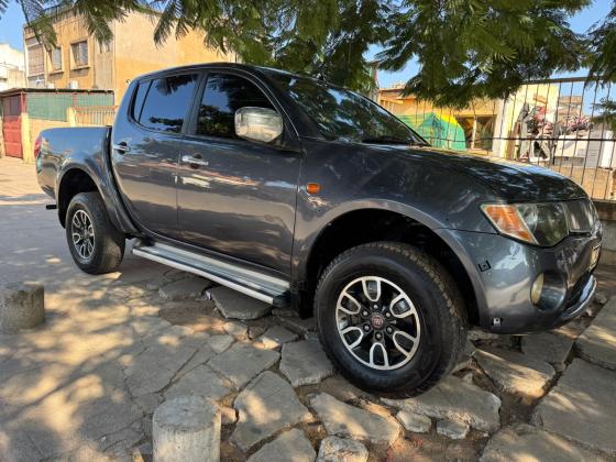 Mitsubishi Triton 2.5cc Diesel 4X4