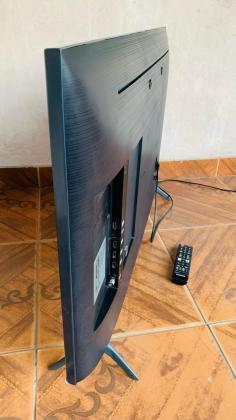 Smart Tv Samsung 43” UHD 4K