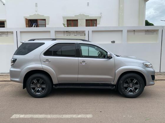 Toyota Fortuner 2015 3.0 D4D