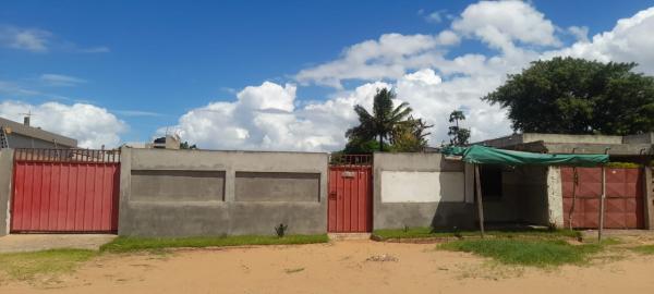 TRESPASSE DE UMA EXCELENTE PROPRIEDADE 15X30 A 1 MINUTO  DA A.V DOM ALEXANDRE  NAS MAHOTAS – ZONA SEGURA E RUAS BEM ABERTAS-842641512  》A propriedade