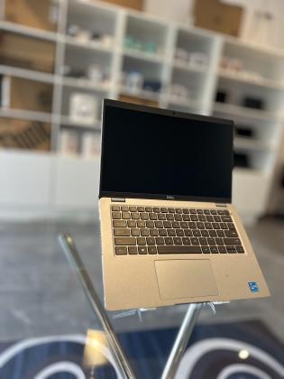 UltraBook Machine Dell Latitude 5420 11Th Generation  Intel core I5-1135U 8  CPUs ,8 GB DDR4 SDRAM,256  GB Storage SSD , 13.3 Polegadas, IntelIris Xe