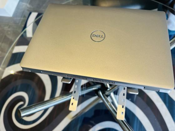 UltraBook Machine Dell Latitude 5420 11Th Generation  Intel core I5-1135U 8  CPUs ,8 GB DDR4 SDRAM,256  GB Storage SSD , 13.3 Polegadas, IntelIris Xe