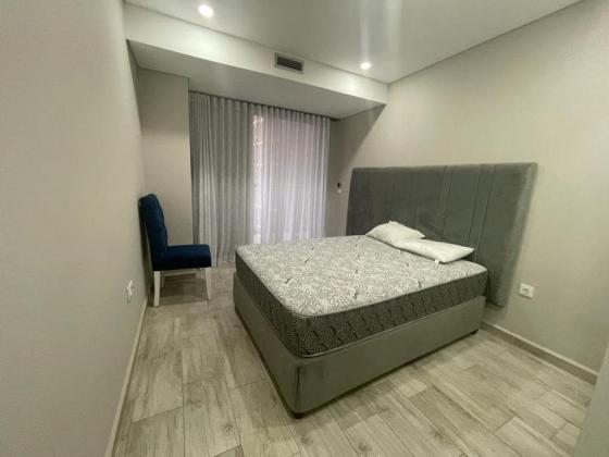 VENDE-SE APARTAMENTO T2 (MOBILADO) No Condomínio Plaza