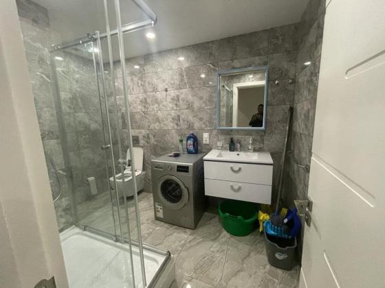 VENDE-SE APARTAMENTO T2 (MOBILADO) No Condomínio Plaza