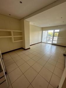 Arrenda-se moradia duplex T4 na Sommerchield