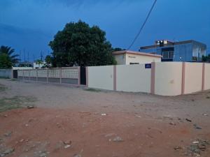 vende-se vivenda, tipo3 no bairro das mahotas