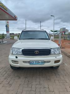 Toyota Land Cruiser VX Limited