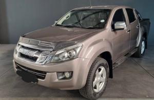 Isuzu D-TeQ 2015