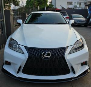 Lexus is250