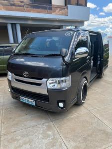 Toyota hiace