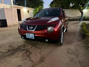 recém importado Nissan juke