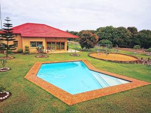 Vende-se Propriedade ( Quinta ) na Matola