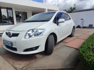 TOYOTA AURIS 2008