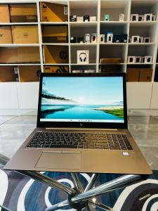 HP Zbook 15U G5 Graphical Workstation i7 8th 8GB RAM 256Gb SSD MAD Radeon Pro WX 3100