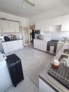 Vende-se luxuoso apartamento na Polana T3