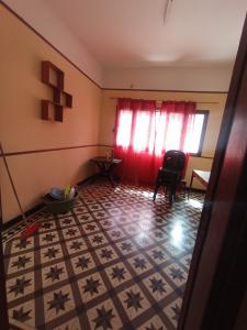 Vende-se Geminada T3 Espaçosa