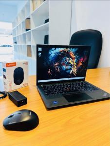 Lenovo  ThinkPad  T14 Gen 3 Magnesium,Ultrabook Machine 12 TH Gen Limpinho  Intel Core i7-1255U,1.70