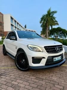 Mercedes ML63 AMG 2013 5.5cc V8 BITURBO RECEM IMPORTADO