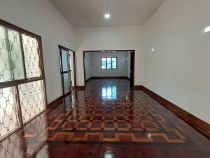 Moradia T3 Grande luxo na Sommershield.