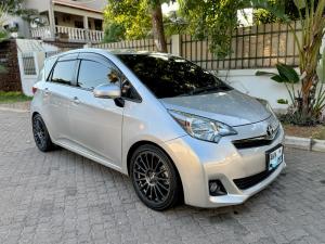 Toyota Ractis 2013 1.5 Recem chegado
