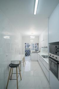 Vende-se SE FLat T3 Luxo na Malanga