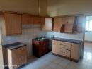 *VENDE-SE FLAT T-2, 1° ANDAR,
1 COZINHA COM ARRUMOS 
1 WC
1 SALA A 5.500.000 MTS