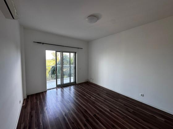 Vende-se apartamento, tipo3 no bairro da costa do sol Dona Alice