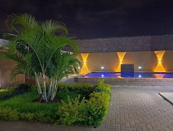 Vende-se Casa Tipo 3 na Matola