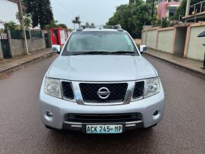 NISSAN | NAVARA | 2012 | MANUAL | 2.5 | 4×4 🎁