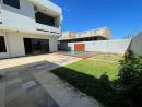 Vende-se Espaçosa e Brutlal Moradia T4+1 independente com piscina e anexo no triunfo próximo ao co