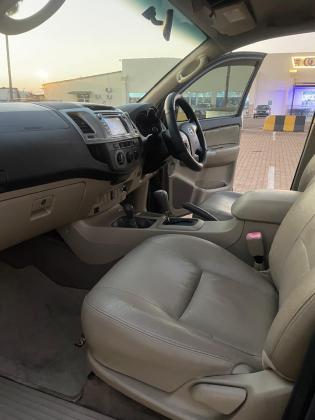 Toyota Hilux D4D LEGEND45 Comprado no agente  CFAO Toyota de Moçambique