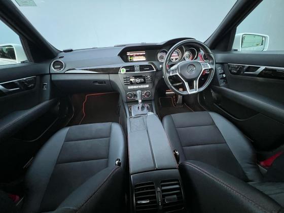 acaba de chegar Mercedes Benz classe c200