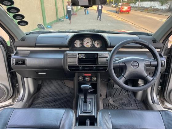 Nissan xtrail