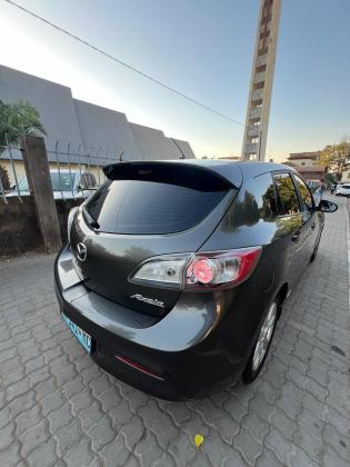 Mazda axela sport