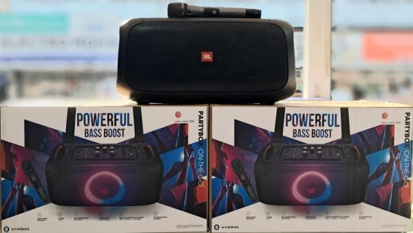JBL PARTYBOX ON THE GO (GENÉRICO). SOM, NOVOS E SELADOS