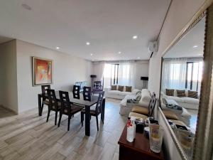 VENDE-SE APARTAMENTO T3 NO POLANA PLAZA