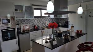 Vende-se Apartamento triplex tipo 3 mobilado no condomínio joss vilage, bairro triunfo
