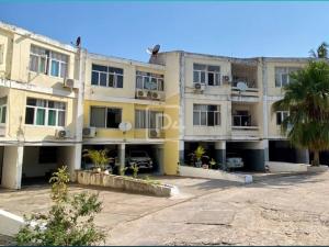 Apartamento T3 na ponta Vermelha