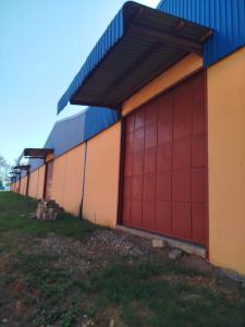 ARRENDO ARMAZÉM COM 700M² NA MATOLA AV.UNIÃO AFRICANA